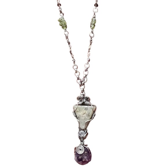 Peridot and Amethyst Wire-wrapped Pendant Necklace - Picture 4 of 8